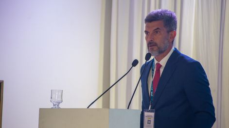 Ulpiano Suarez encabezó un prestigioso encuentro del BID con referentes internacionales