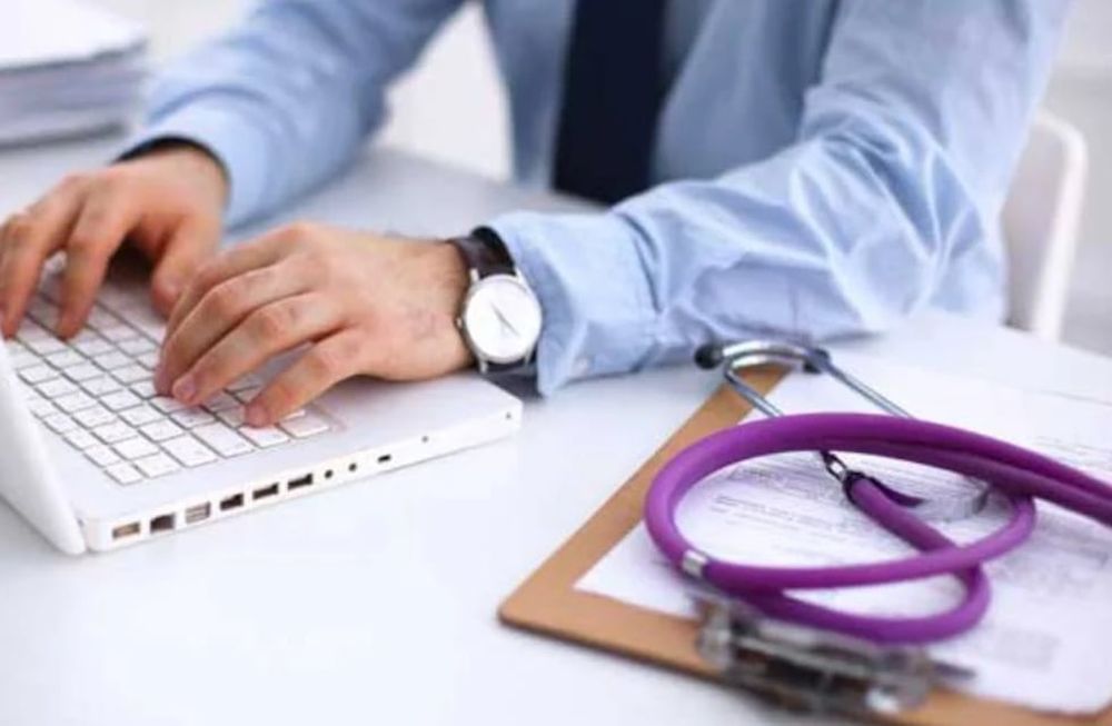 Antes de julio habrá receta electrónico en el sistema público de Mendoza. Así lo han anticipado desde el Ministerio de Salud de la provincia, desde donde esperan anticiparse al plazo impuesto por el DNU presidencial que fijó como fecha límite para la implementación el 1 de julio.