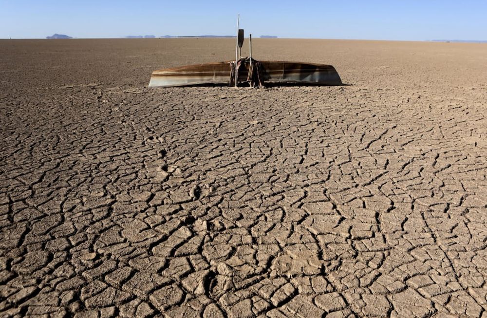 Lago Poopó, Bolivia, completamente seco.