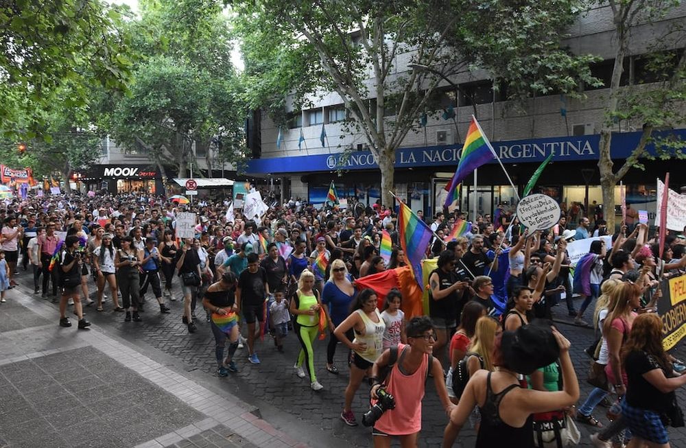 Diputados aprobó y envió al Senado el proyecto que prevé igualdad real de oportunidades en el ingreso a la administración pública. Foto: Mariana Villa