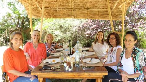 Miriam Marich, Mónica López, Patricia Marrone, Liliana Amado, Alejandra Marrone y Sandra Muñoz.