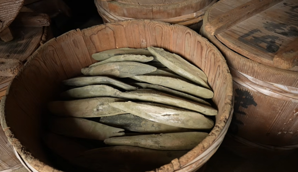 El extraño proceso del katsuobushi, el pescado fermentado que parece madera