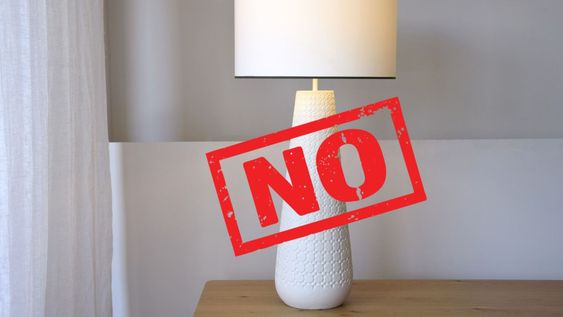 las lamparas de mesa ya no se usan en los hogares a la moda: la tendencia que cada vez gana mas fuerza es mucho mas practica y elegante