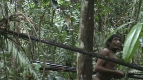 El indígena del hoyo fue hallado sin vida en una hamaca.