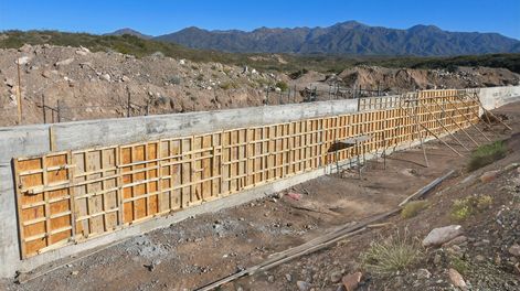 Luján de Cuyo: ampliación del colector Blanco Encalada en Mendoza.
