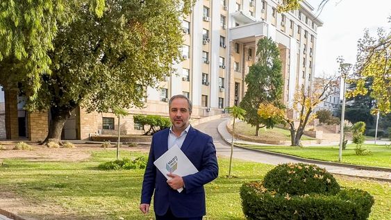 Stevanato presentó el pedido para nombrar “Alejandro Bermejo” a la nueva escuela municipal