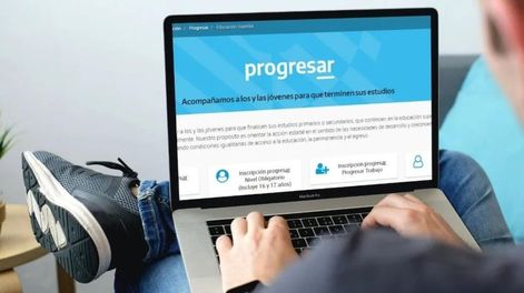 El programa está orientado a jóvenes y adultos sin empleo formal que deseen capacitarse en oficios.