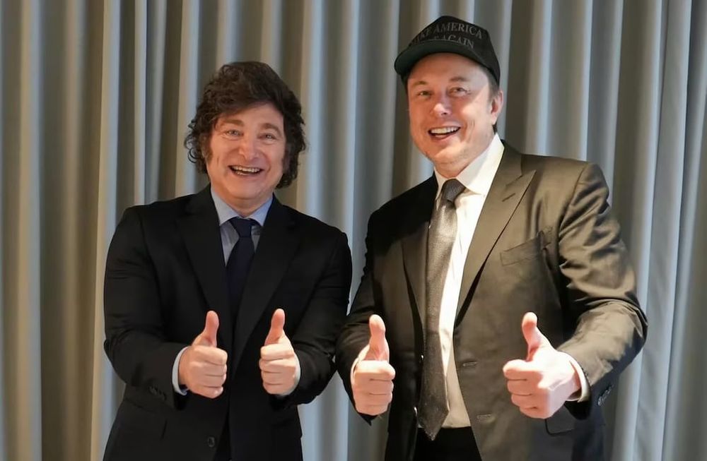 Elon Musk afirmó que sus empresas están buscando invertir en Argentina.