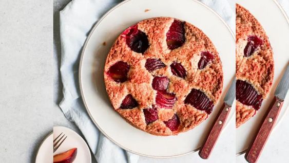 la mejor receta de tarta de ciruelas en pocos minutos y solo con ingredientes que tenes en tu cocina