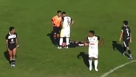 Escándalo en el Torneo Regional: imputan a un jugador por discriminación en Montecaseros vs Palmira.