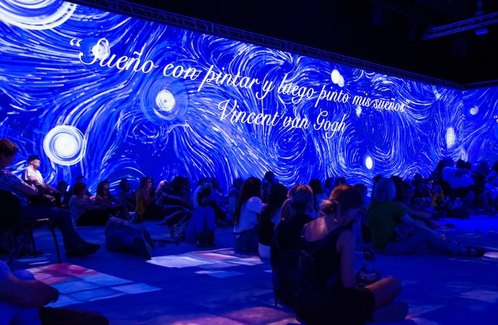 “Van Gogh Inmersive Art Experience” La muestra estará en el Auditorio Ángel Bustelo del 2 de enero al 9 de febrero. Foto: Mariana Villa / Los Andes