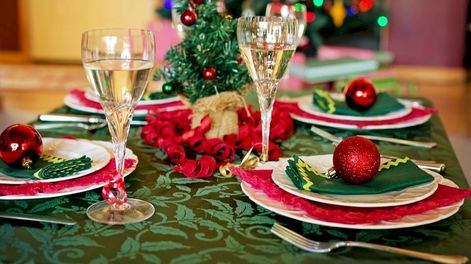 Tiempo de brindar: tres opciones de vinos para celebrar la Navidad