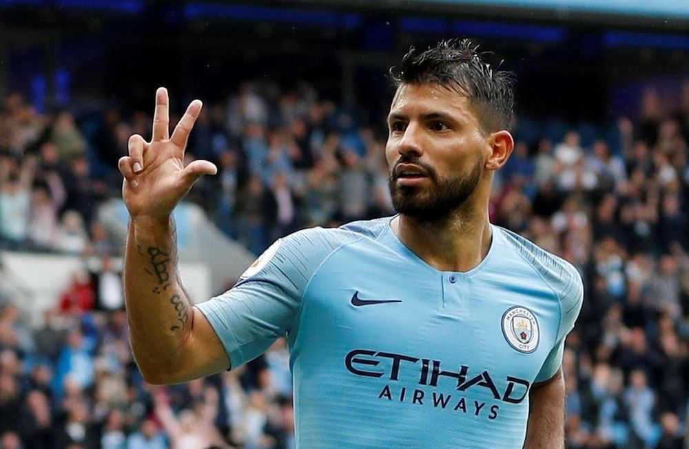 El Manchester City venció con hat-trick del Kun Agüero