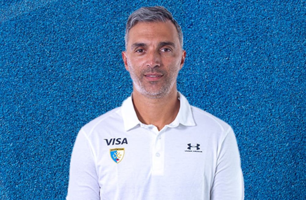 El entrenador de la selección nacional de hockey, de la especialidad Indoor, Massimo Lanzano.