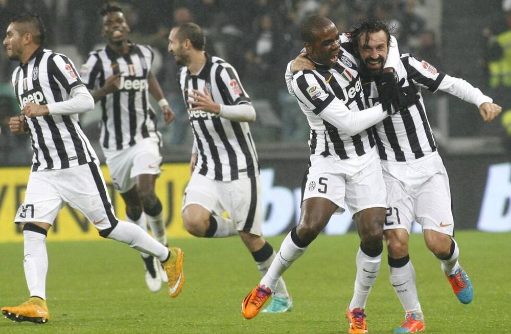 Juventus ganó el derbi al Torino con gol de Pirlo en el último suspiro