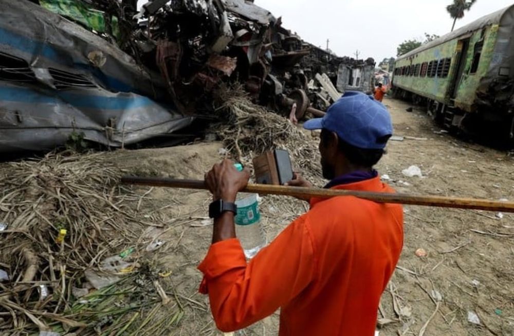 Cientos de heridos y 275 muertes tras el accidente de trenes del viernes en la India. Gentileza: Clarín.