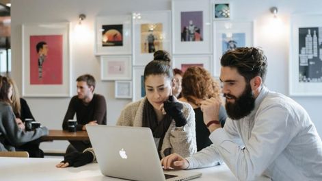 FREELANCE. El BCRA extendió el plazo máximo para ingresar dólares (Archivo).