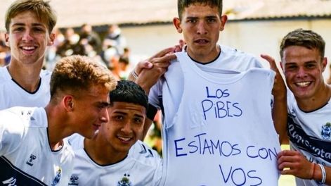 El padre del futbolista confirmó lo sucedido y dejó un mensaje de concientización en el Día de la Salud Mental. Foto: Web