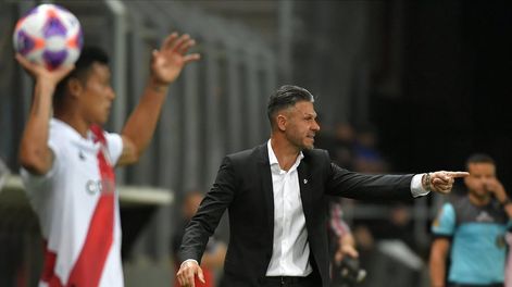 El cordobés Demichelis espera por los refuerzos.