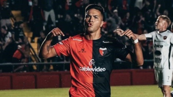 Ignacio Lagos es el primer futbolista profesional activo en Argentina en declarar su homosexualidad.