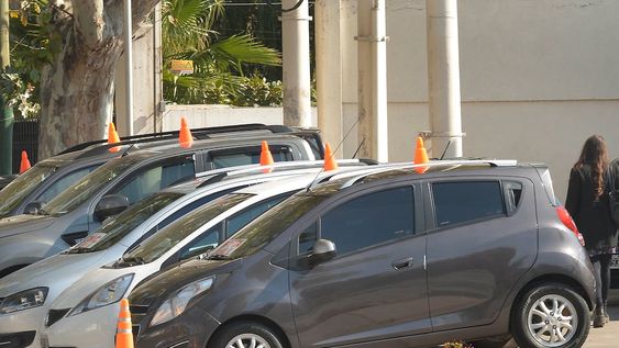 En alza. El precio de los usados subió mucho en el último año y esto impacto en el monto del Impuesto Automotor. Foto: Orlando Pelichotti / Los Andes.