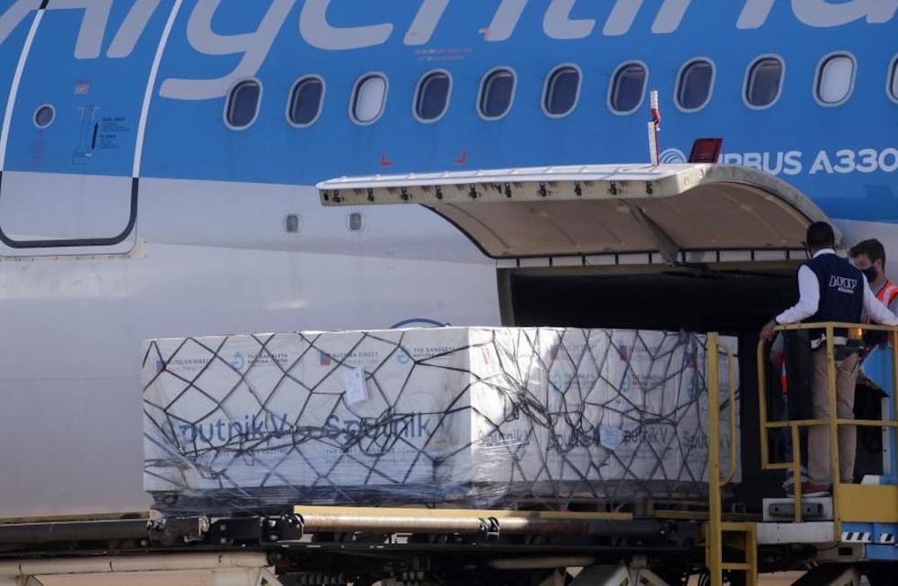 Aerolíneas. Mañana llega el vuelo 12 con más vacunas rusas.