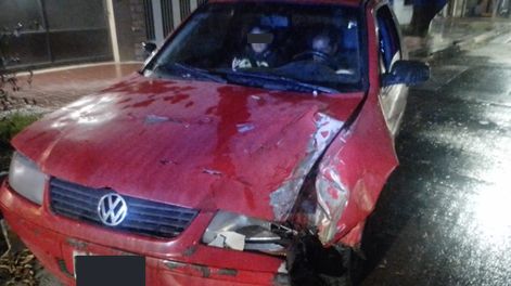 Así quedó el Gol tras atropellar a la mujer en Ciudad