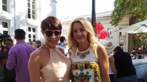 Carrusel de música y color