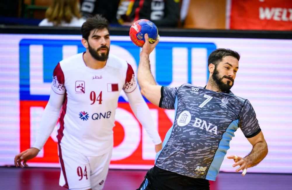 La Selección Argentina de handball le ganó a Qatar y jugará con Chile para mejorar su posición en el Mundial.