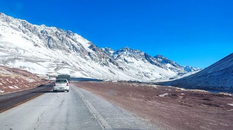 Los Andes | Alta montaña: Despejado con viento débil del noroeste. Desmejorando hacia la tarde y noche con aumento de nubosidad, ventoso con probabilidades de precipitaciones.