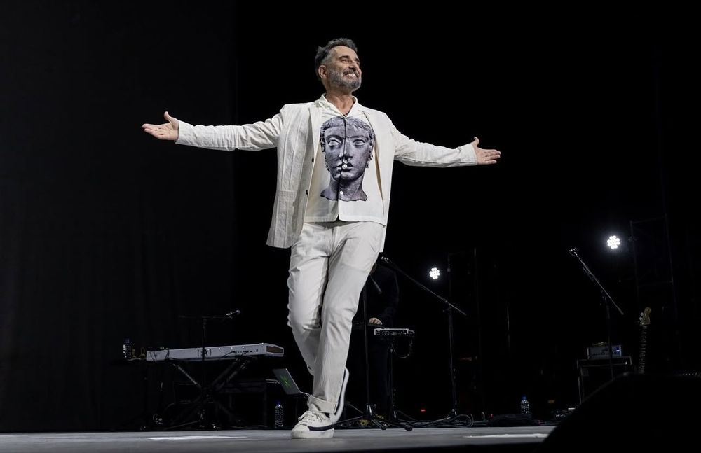 Jorge Drexler vuelve para presentar su nuevo disco.