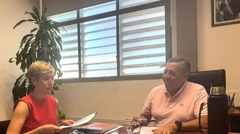 Los Andes | El Superintendente de Irrigación, Sergio Marinelli, recibió a la Ministra de Energía y Ambiente, Jimena Latorre.