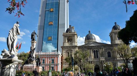 El lujoso palacio presidencial de Bolivia: 28 pisos, helipuerto, jacuzzi y gimnasio