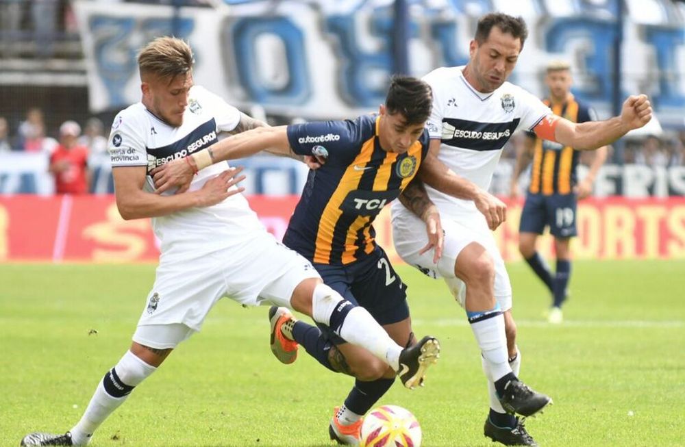 Gimnasia y Rosario Central no se sacaron ventajas en el Bosque platense