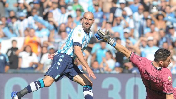 En la última fecha del Torneo de la Liga Profesional, Racing Club recibe al Tomba en la despedida de Lisandro López. / Gentileza.