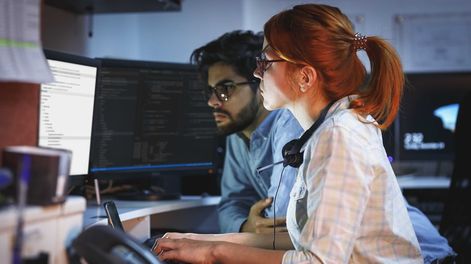 Los programadores no sólo son buscados por industrias del software sino también por empresas que avanzan en la transformación digital. (Gentileza Grupo Consultores de Empresas)