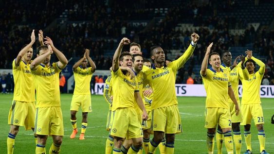 El Chelsea de Mourinho derrotó al Leicester y acaricia el campeonato