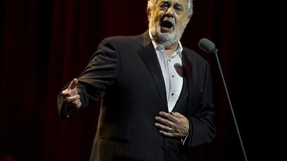 Plácido Domingo canta en el Mundial