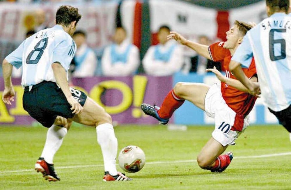 Un día como hoy de 2002: el error que decretó una derrota que duele