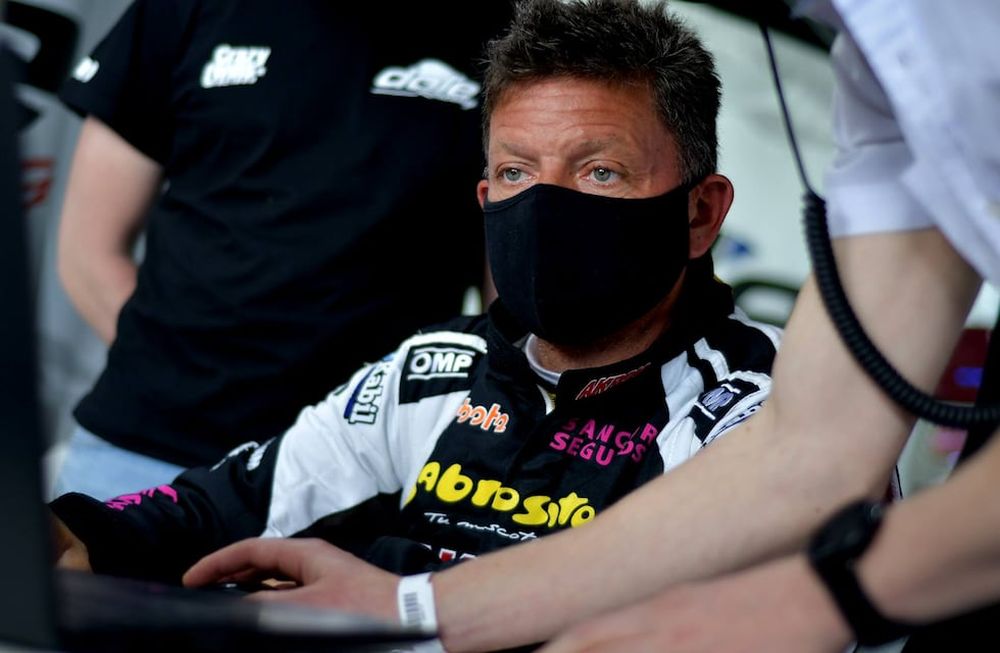 Guillermo Ortelli analizó sus últimas presentaciones en el Turismo Carretera y habló sobre la posibilidad de hacer una pausa ante el mal funcionamiento del Chevrolet.