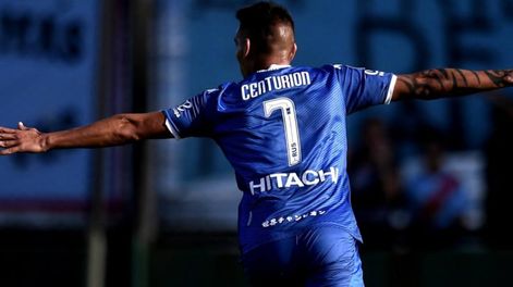 Ricarcdo Centurión y un duro cruce con los directivos de Vélez. / Gentileza.