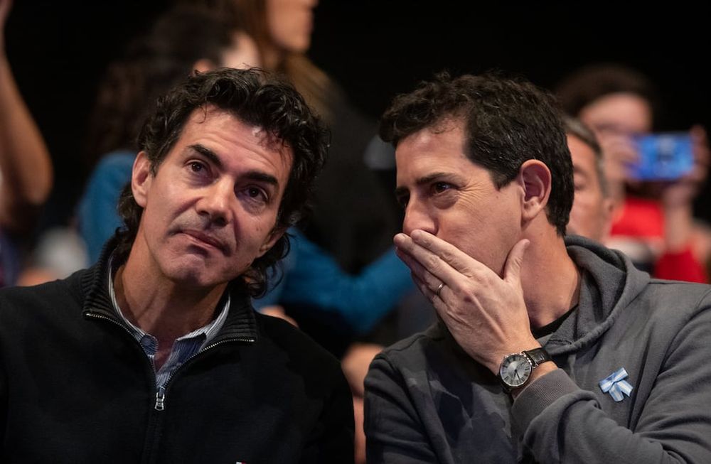 Mendoza es la sede hoy del Frente de Todos a nivel nacional, que convocó a un espacio de debate llamado Peronismo Futuro.Juan Manuel Urtubey junto al  ministro del Interior Wado de Pedro Foto: Ignacio Blanco / Los andes