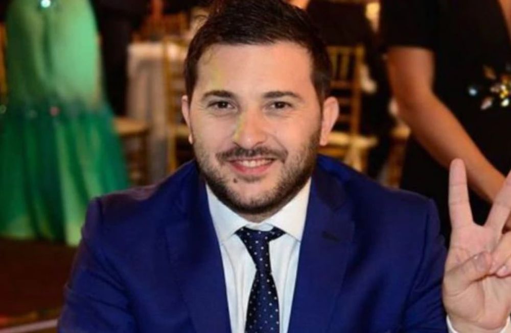 El periodista expresó su pensamiento tras escuchar los nuevos anuncios del presidente del Banco Central imponiendo restricciones al dólar