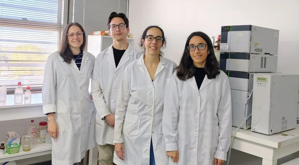 Mariana Serrano, Carlos A. Ardila Padilla, Mariana Vignoni und María Laura Dántola, das für die Forschung verantwortliche Team.