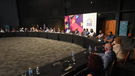 Los Andes | Todos a la mesa. El Consejo tiene amplia representación. Sin embargo, habrá comisiones más chicas para abordar las distintas propuestas que surjan. Foto: José Gutiérrez / Los Andes.