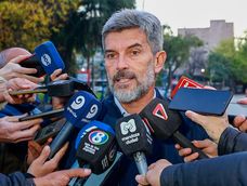 El intendente de la Capital, Ulpiano Suárez, cuestionó al jefe de Gabinete, Manuel Adorni. El intendente de la Capital, Ulpiano Suárez, cuestionó al jefe de Gabinete, Manuel Adorni.