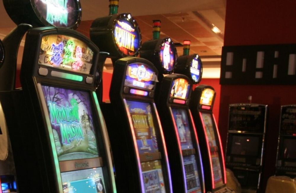 El hombre que ganó 200 millones de pesos en el casino y lo perdió todo, hasta su familia