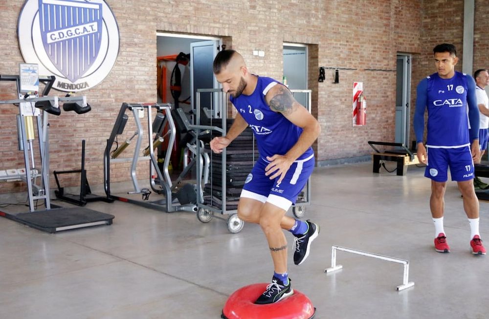 Fortalecido. El Expreso recuperó un zaguero de experiencia en un momento clave.