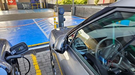 Alianza entre BYD y Chargebox.