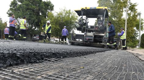 Kilómetro 8: sumamos un nuevo tramo en el asfaltado de Carril Nacional